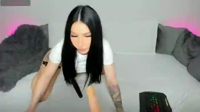 VickyLouna