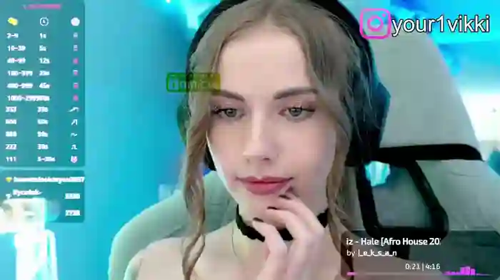 -VikkiL0vesCheese-