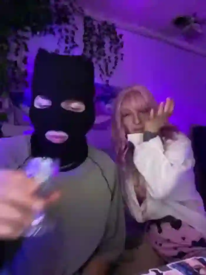 YourFantasyIsaCouple2