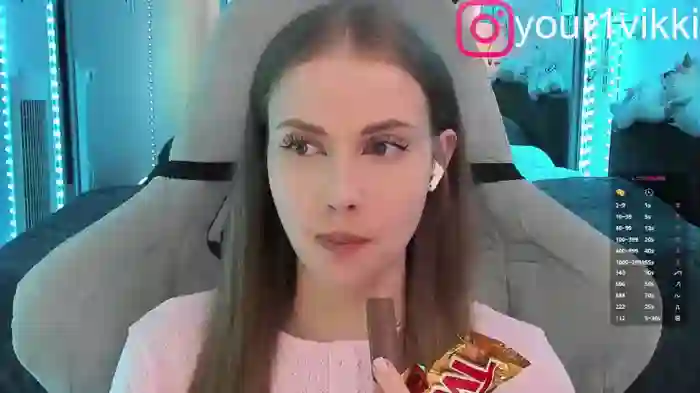 -VikkiL0vesCheese-