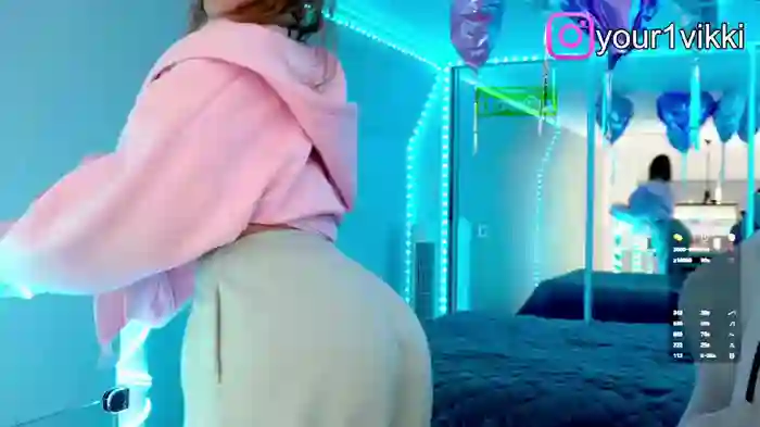 -VikkiL0vesCheese-
