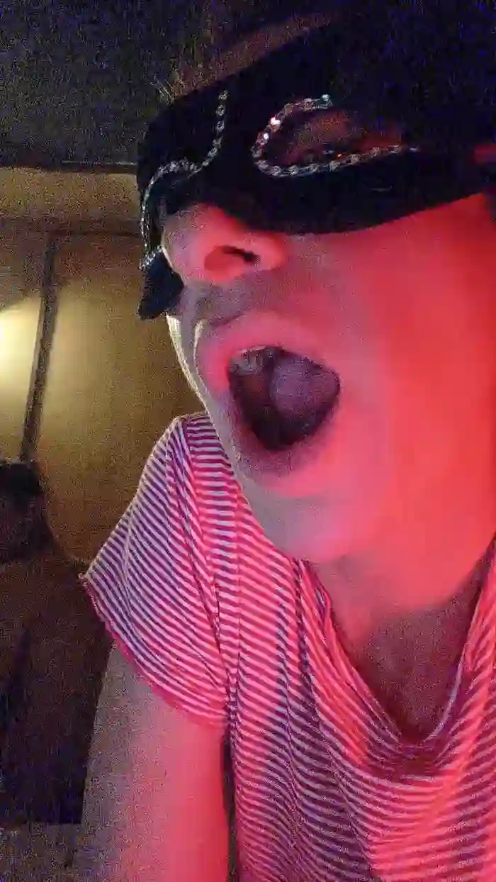 Hotledy69