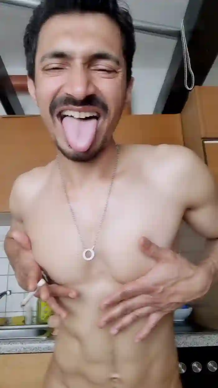 hotboy7005