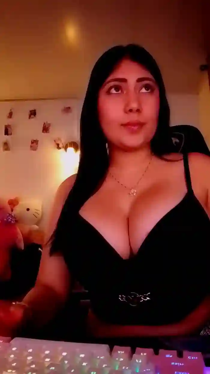 zoe_kimm