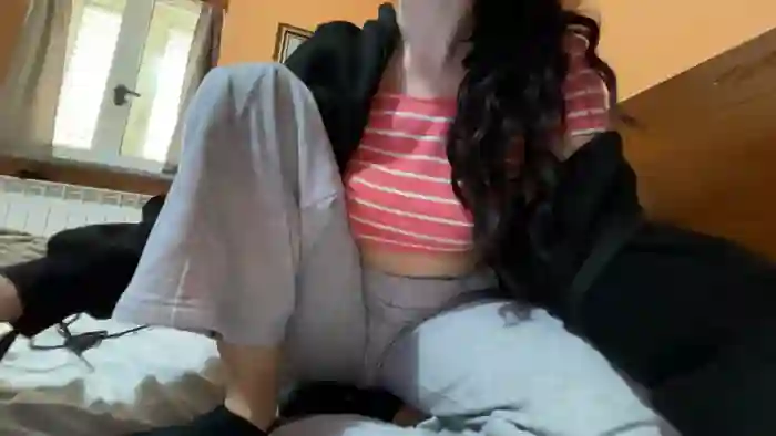 Sexyhotcouple37