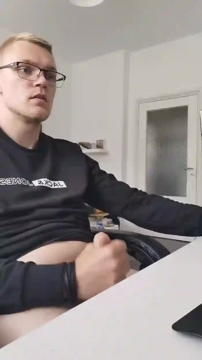 Aleex325
