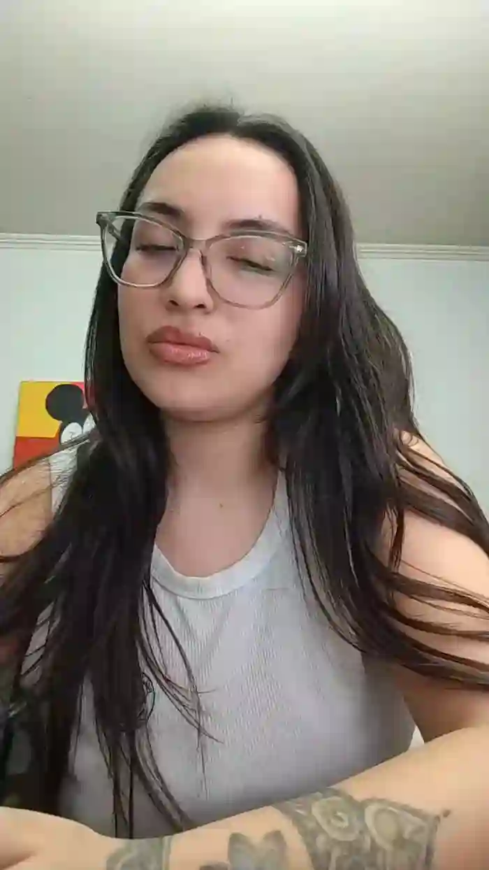 Latinaakita4