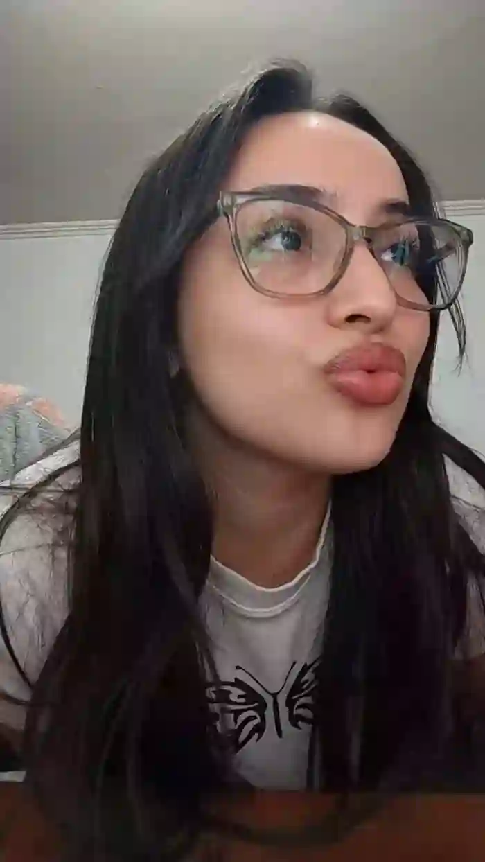 Latinaakita4