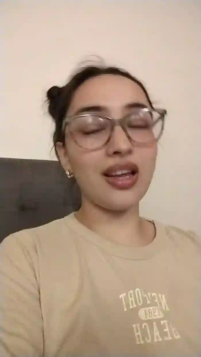 Latinaakita4