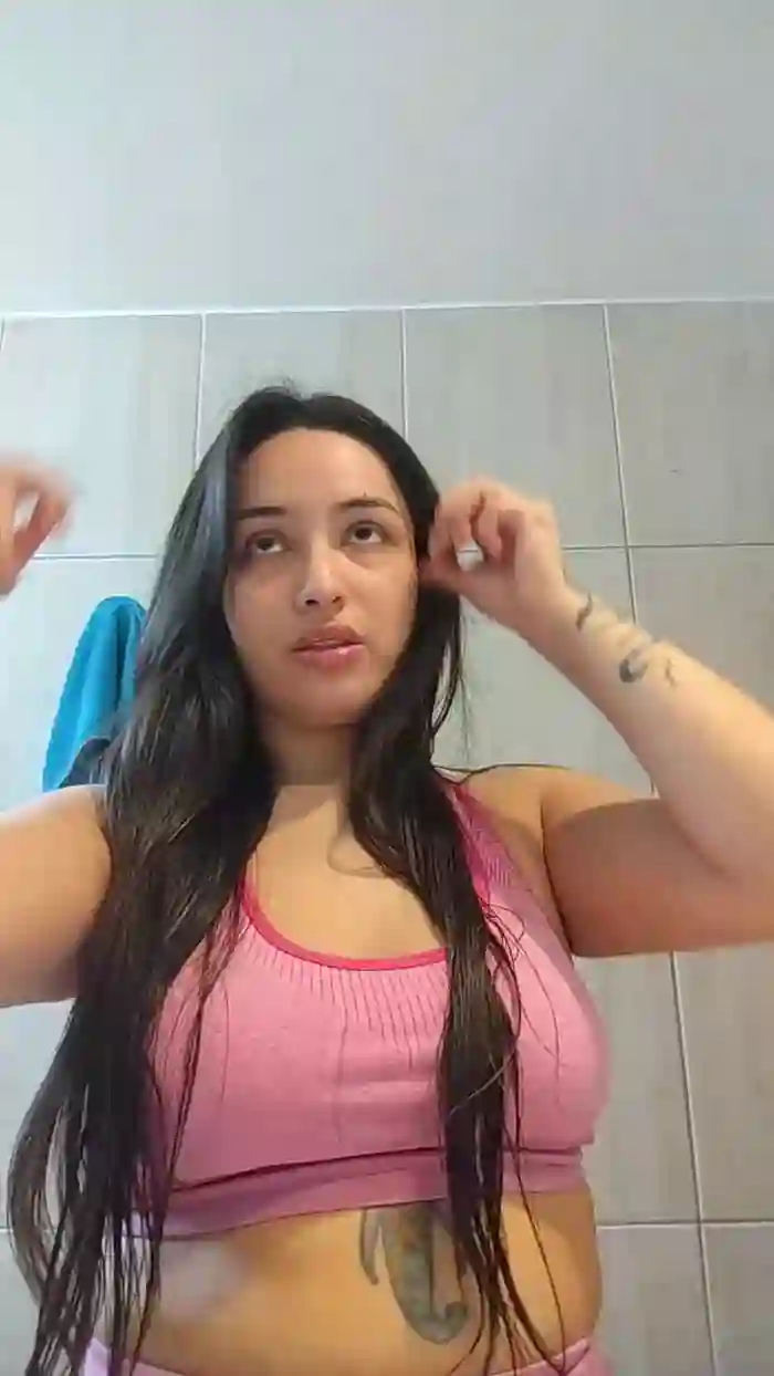Latinaakita4