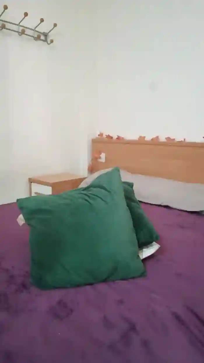 FoxySpanks