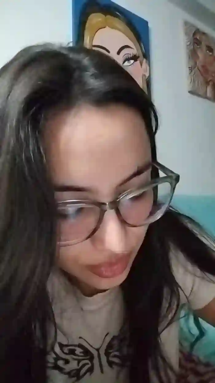 Latinaakita4
