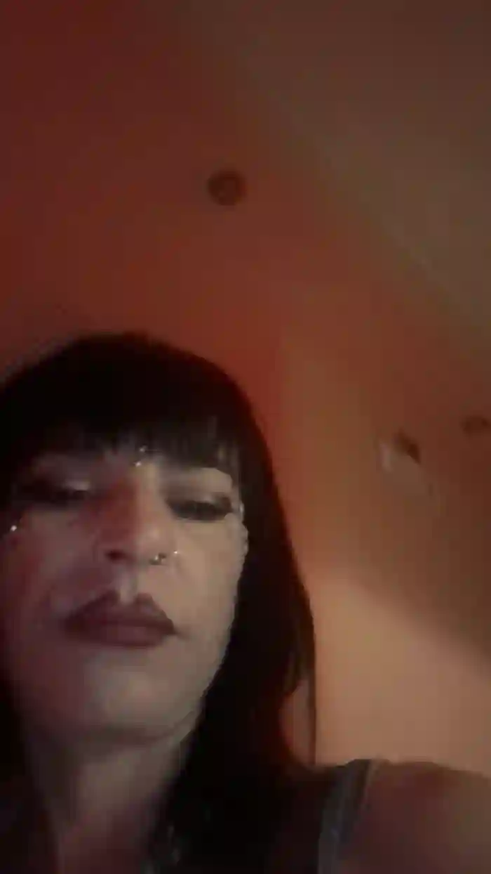 lellamonellahot