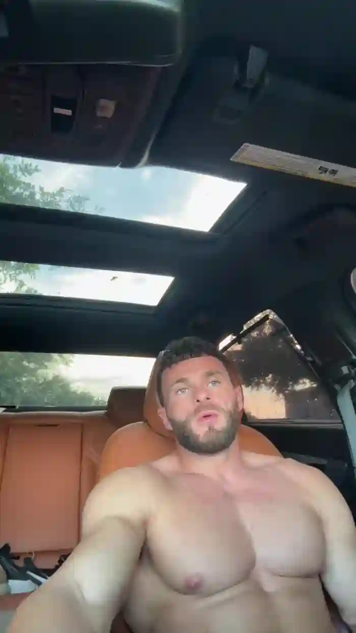 Hardbody09