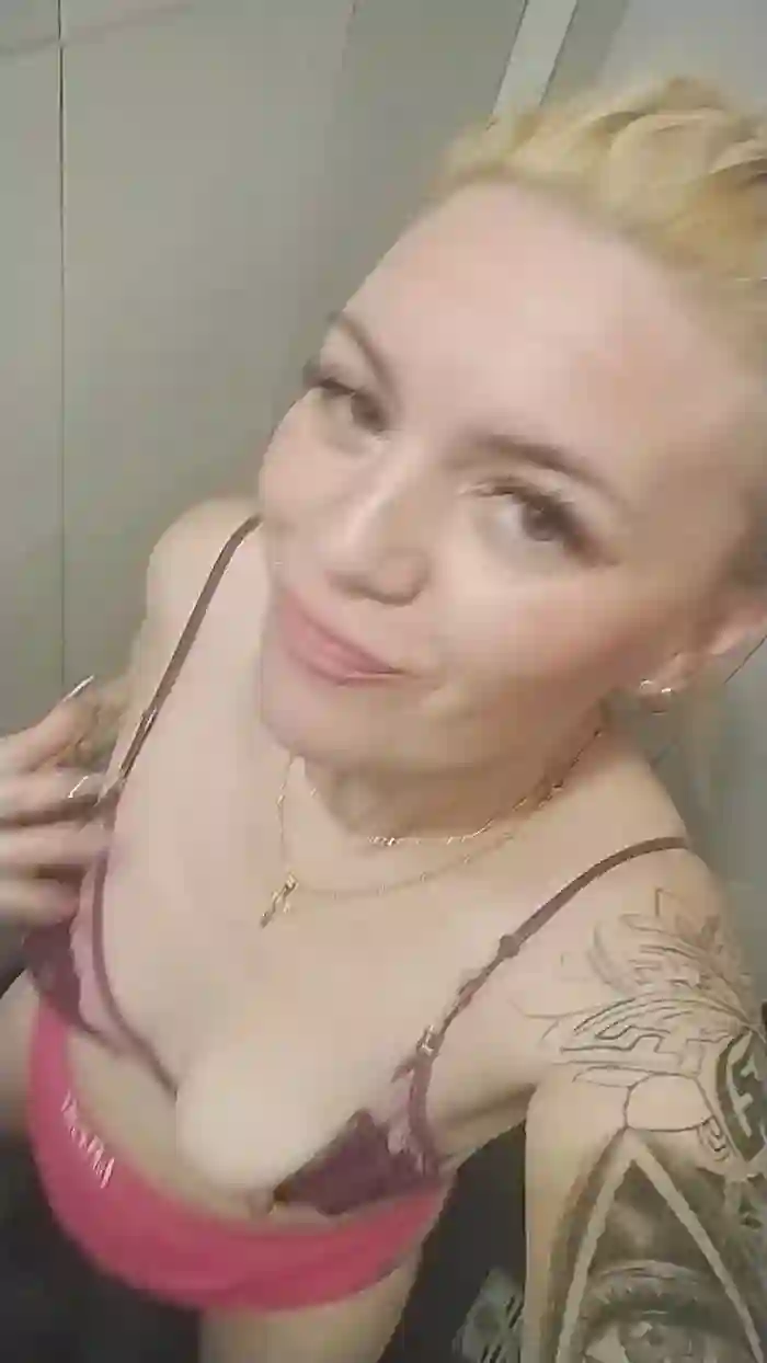 lapola_sexy