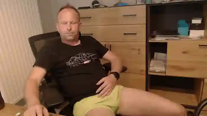 34yochemcock