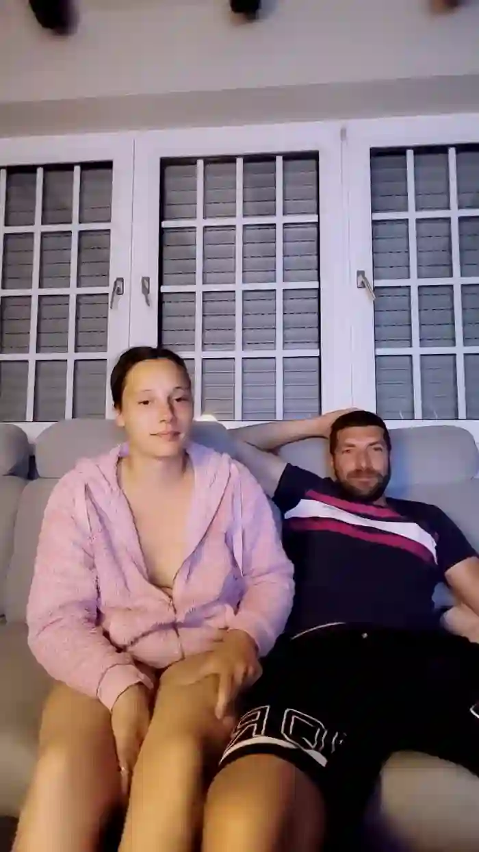 Jeunecouple3227