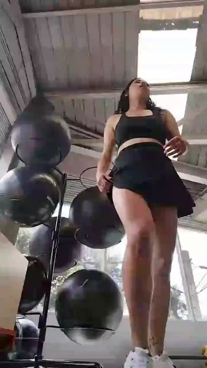 sweet_scarlett_