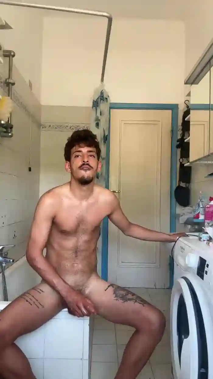 monir_hot