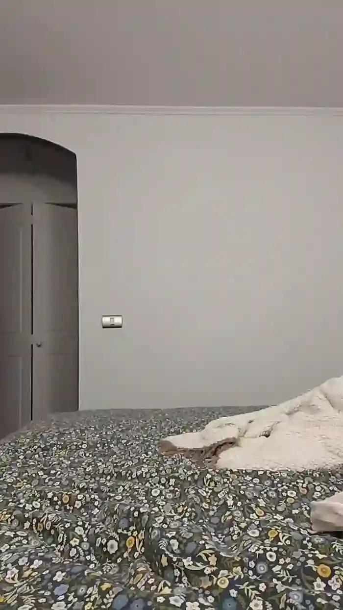 emi_laura