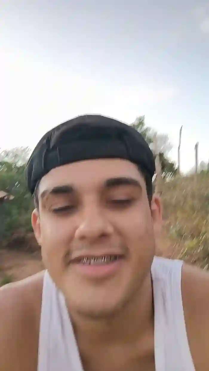 Van_aquino