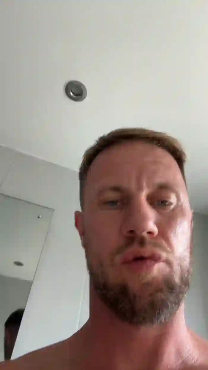 Benjay74