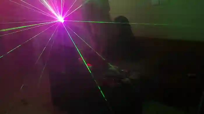 kasandramirror