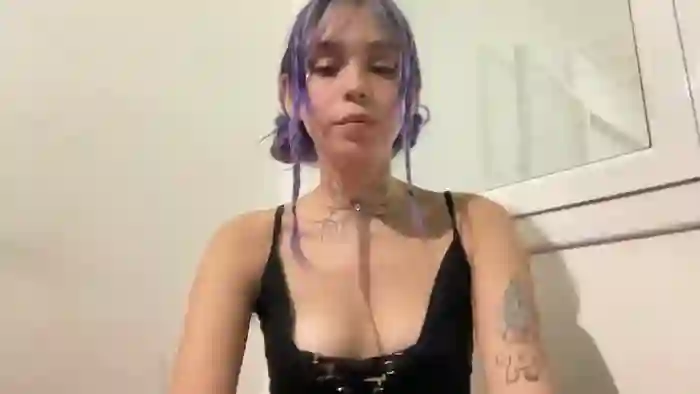 loleta_petite