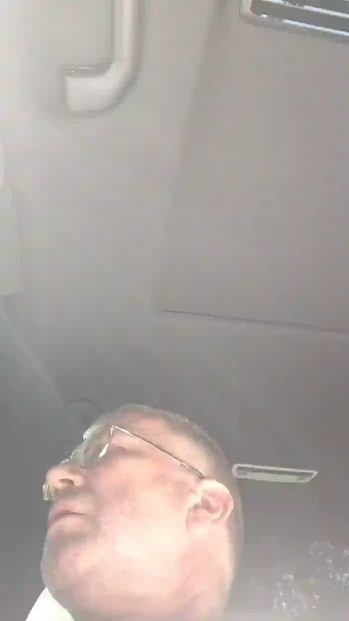 Dezslaaf25