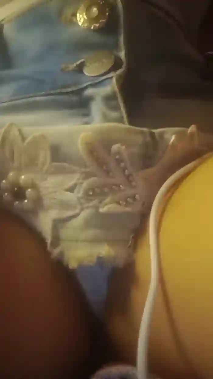 Morena_cacheado