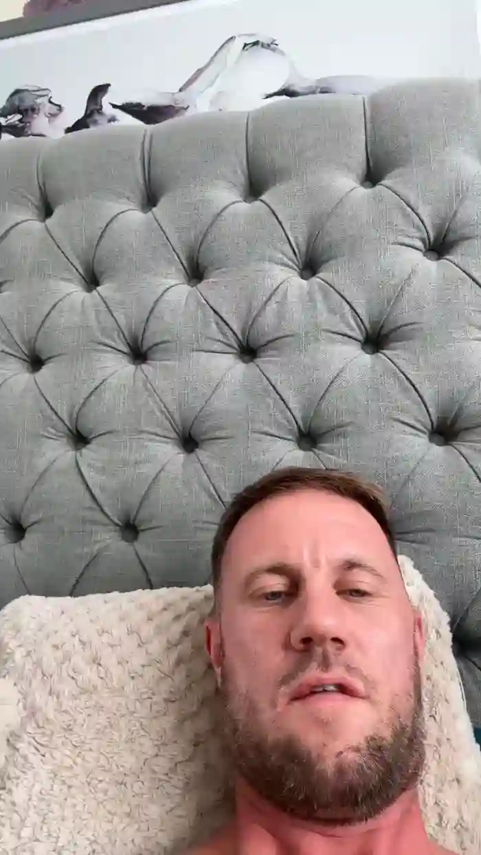 Benjay74
