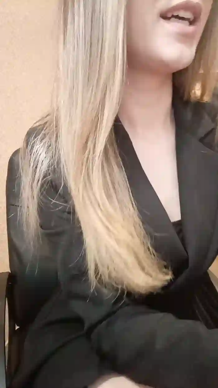 dzinblondi