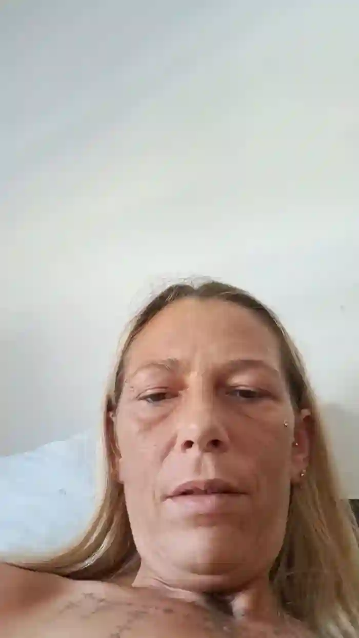 elle26_hot