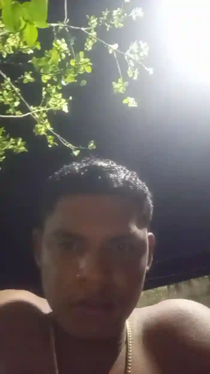 Black_spitpiss