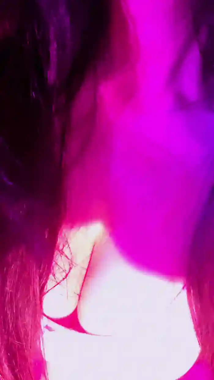 Aloneathome22