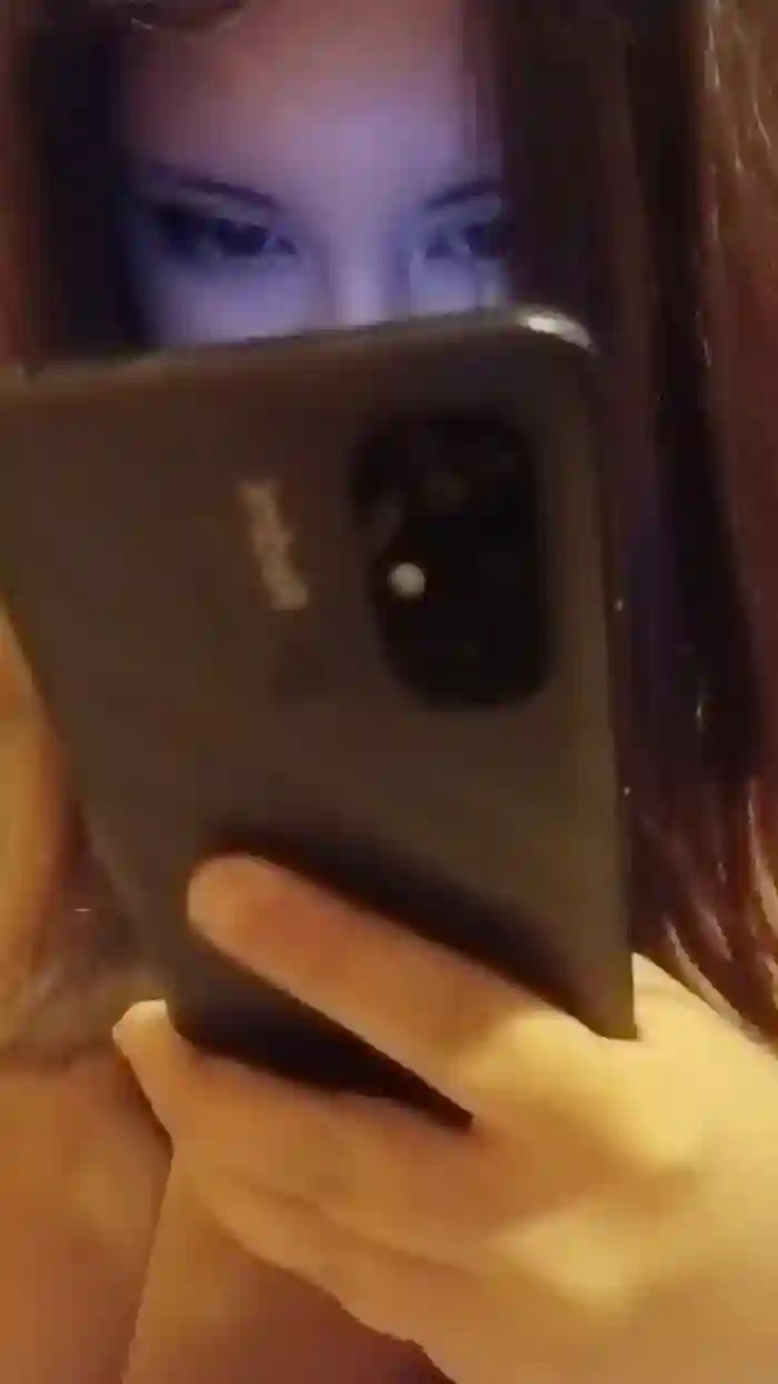 Kira_777F