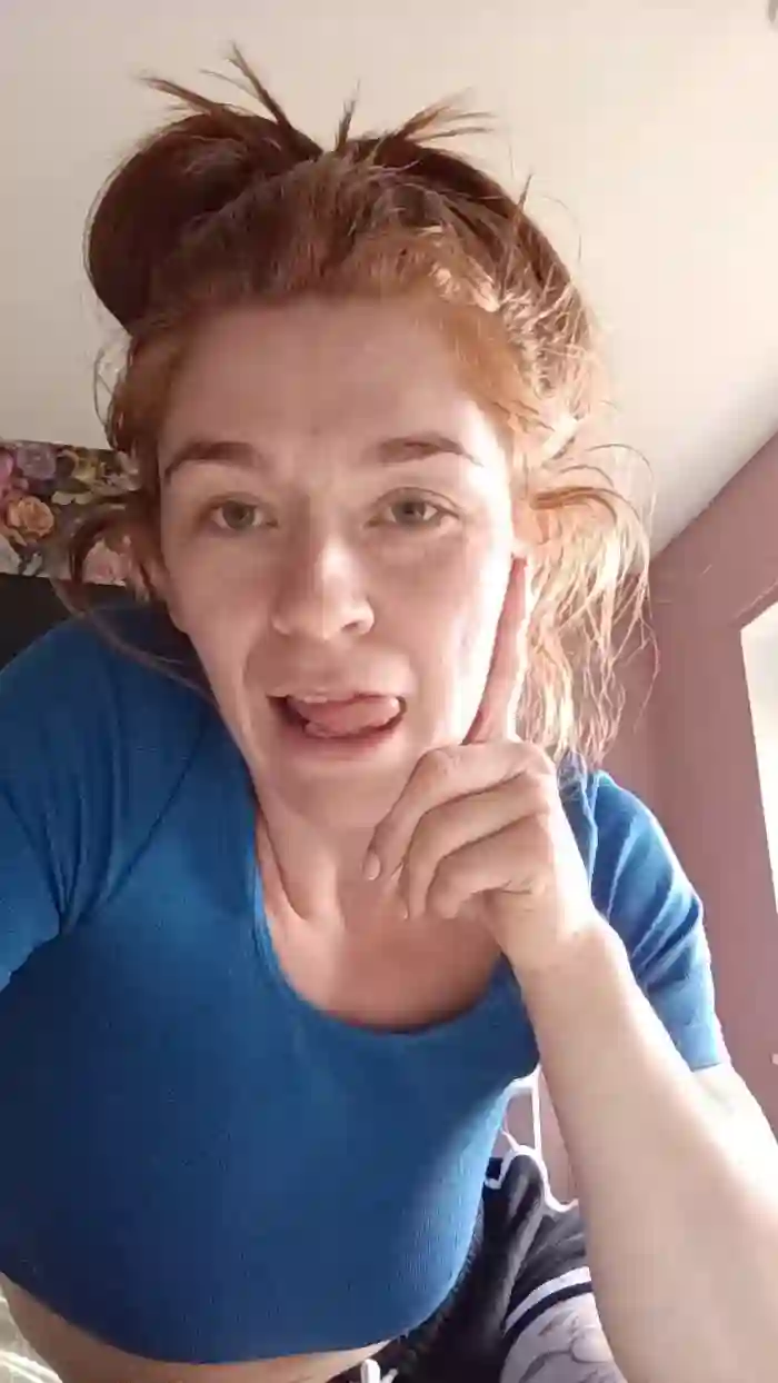 Housewife_Kirst