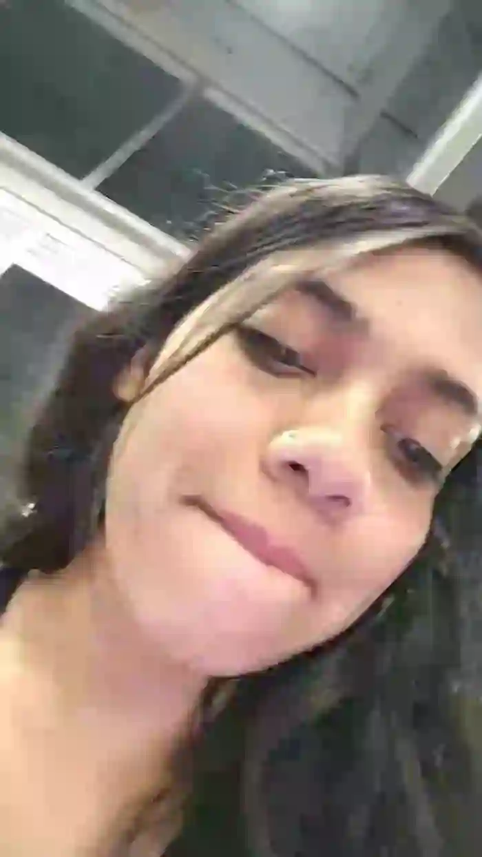 sweet_scarlett_