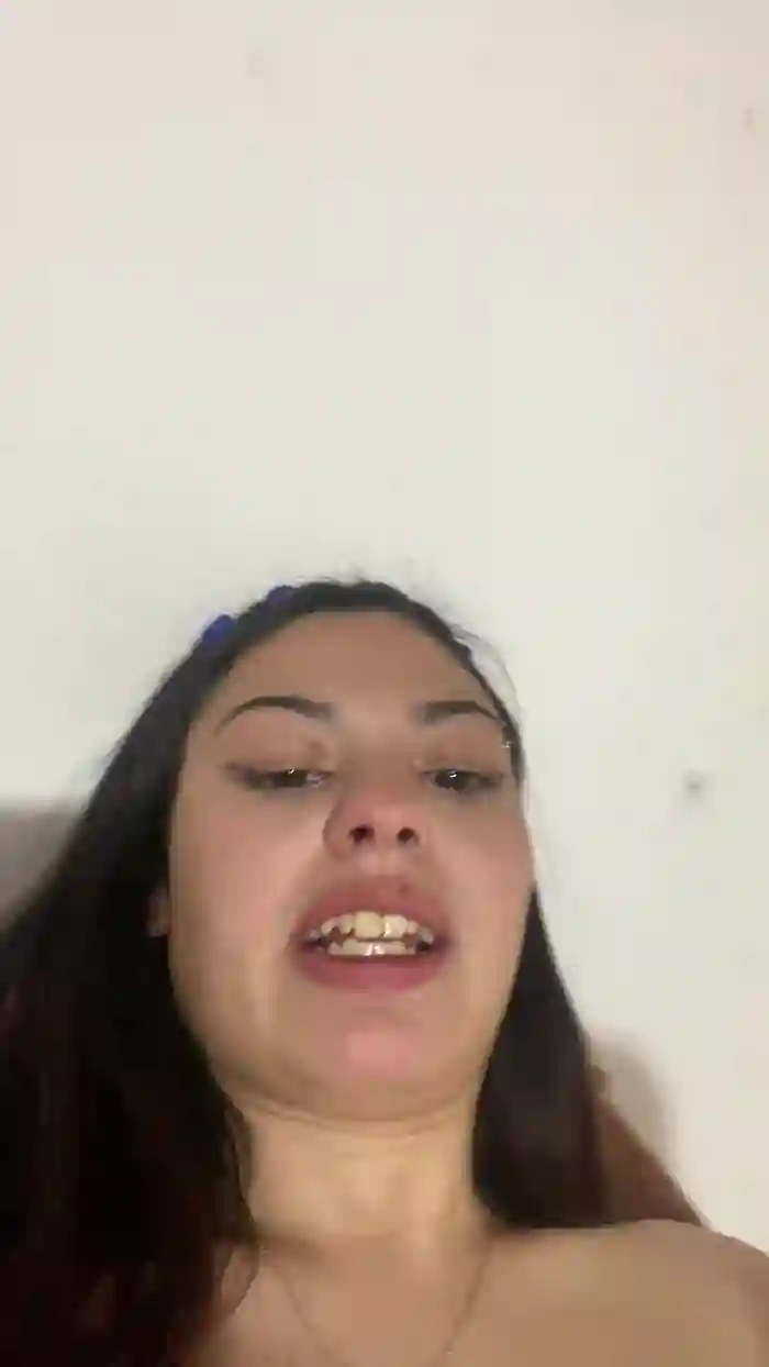 Nayla18