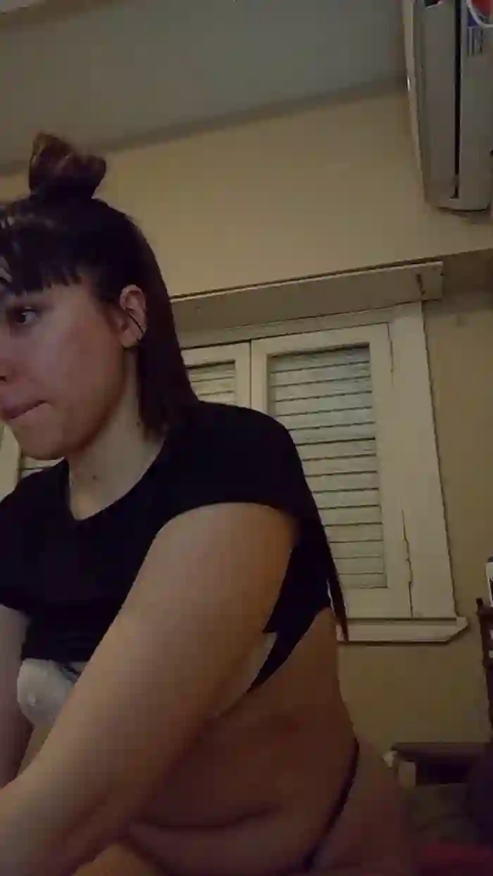 Lara_99_