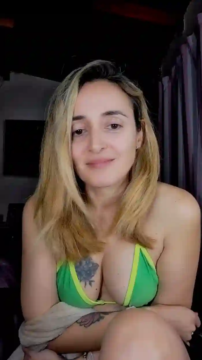 Shirlita2