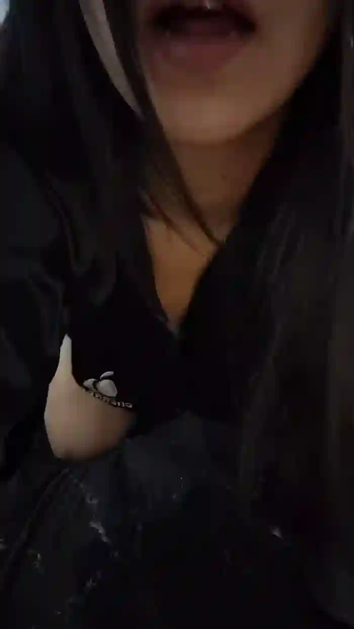sweet_scarlett_