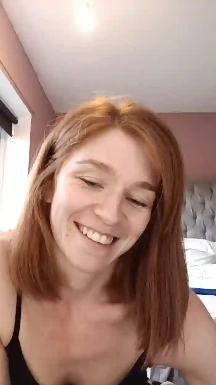 Housewife_Kirst