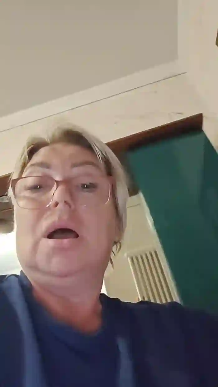 LindaL69