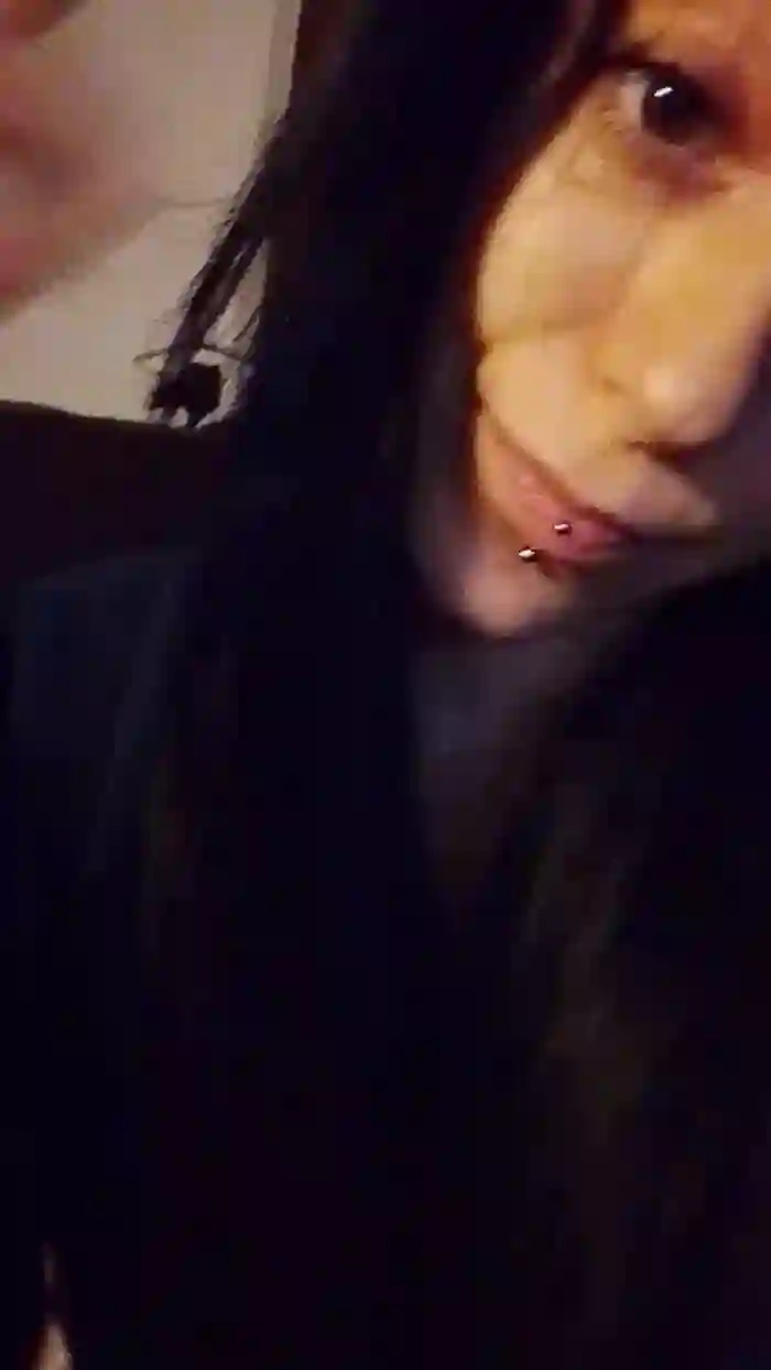Nisrina25