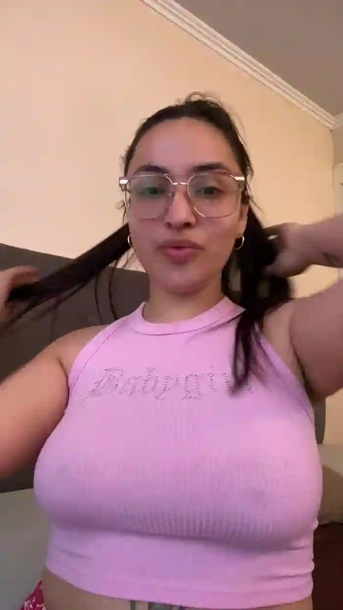 Latinaakita4