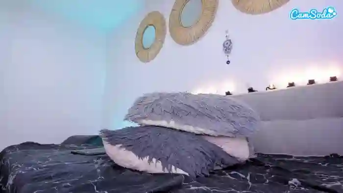 madelanecoote