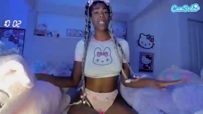 naomisimone