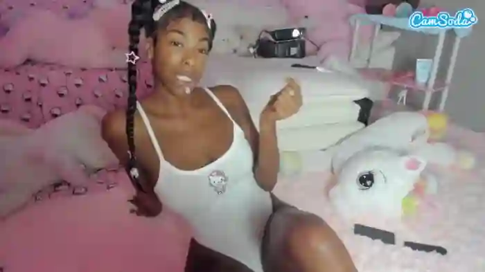 naomisimone