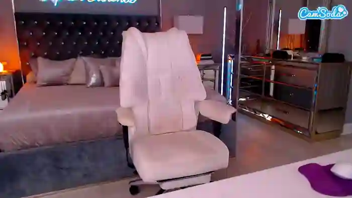 theofficialsophiasanchez